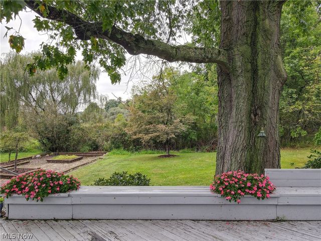 1239 Doralee Drive, Mogadore, OH 44260