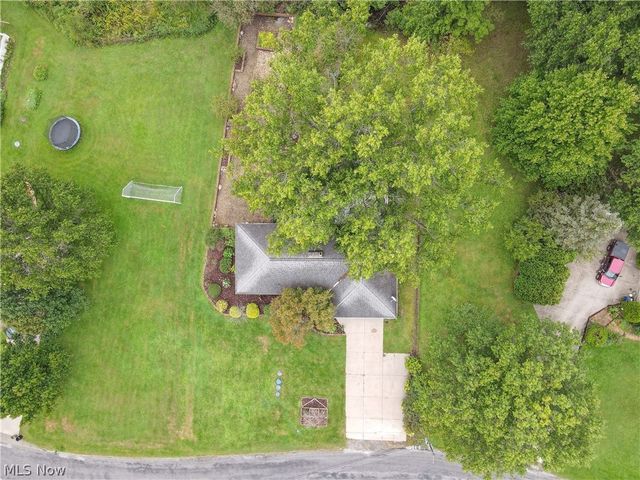 1239 Doralee Drive, Mogadore, OH 44260