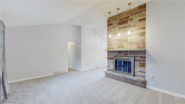 1239 Doralee Drive, Mogadore, OH 44260