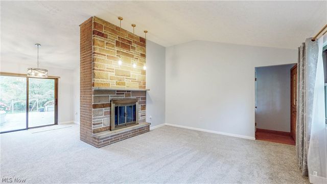 1239 Doralee Drive, Mogadore, OH 44260