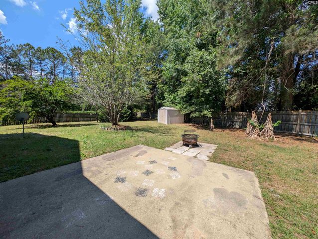 19 Fountain Lake Drive, Columbia, SC 29209