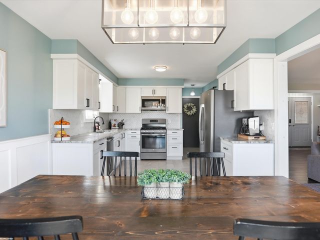 45784 Georgetown Drive, Macomb Twp, MI 48044