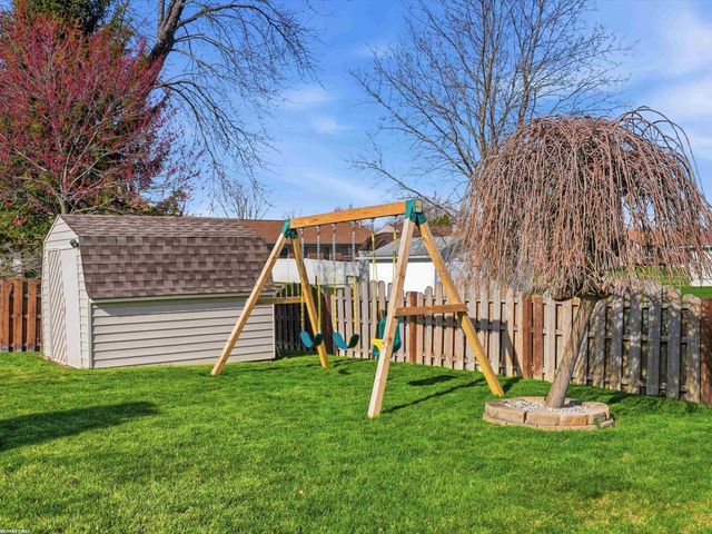 45784 Georgetown Drive, Macomb Twp, MI 48044