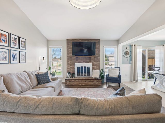 45784 Georgetown Drive, Macomb Twp, MI 48044