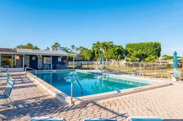 2180 Leisure LN, Fort Myers, FL 33907