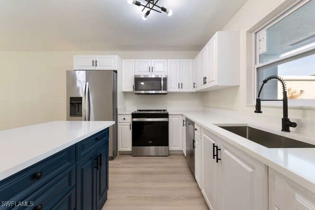 2180 Leisure LN, Fort Myers, FL 33907