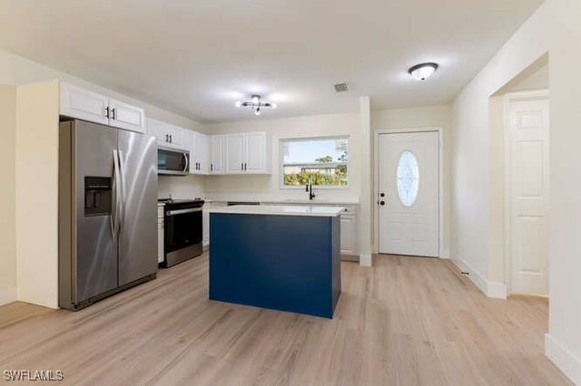 2180 Leisure LN, Fort Myers, FL 33907