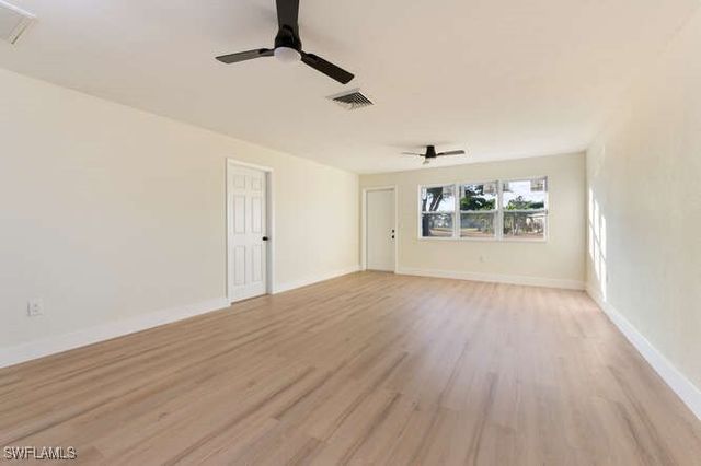 2180 Leisure LN, Fort Myers, FL 33907