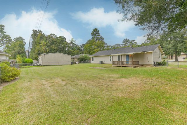 28814 Champion Oaks Drive, Magnolia, TX 77354