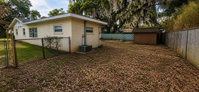 1215 E LAKESHORE BOULEVARD, St Cloud, FL 34769