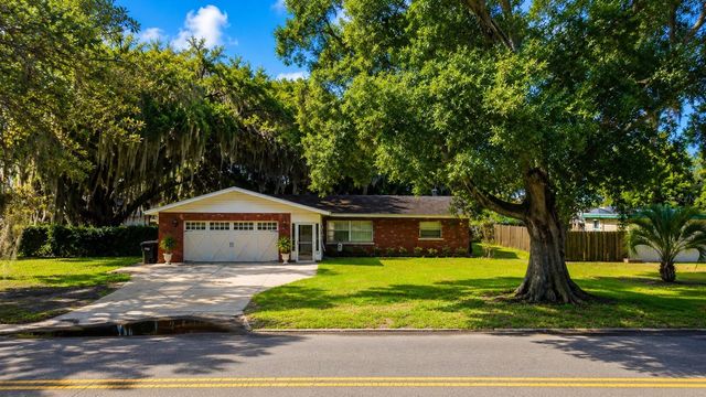 1215 E LAKESHORE BOULEVARD, St Cloud, FL 34769