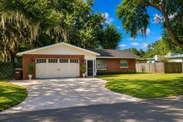 1215 E LAKESHORE BOULEVARD, St Cloud, FL 34769