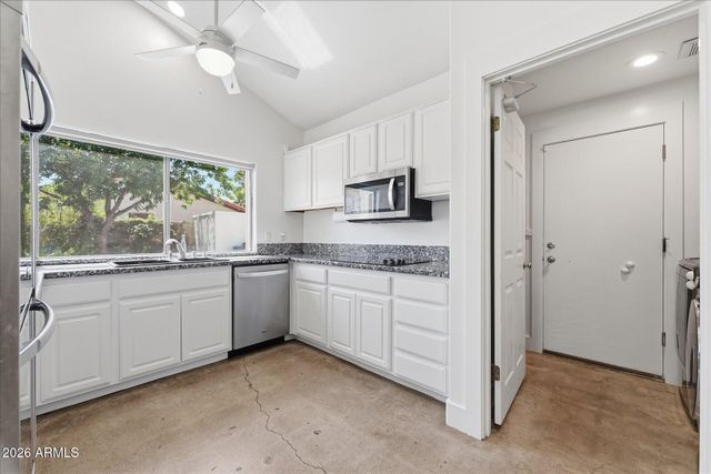 2757 E LAWNDALE Circle, Mesa, AZ 85213