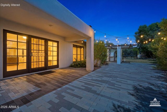 2757 E LAWNDALE Circle, Mesa, AZ 85213