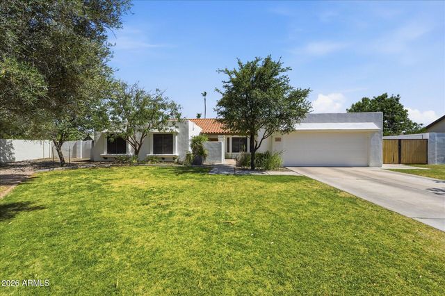 2757 E LAWNDALE Circle, Mesa, AZ 85213
