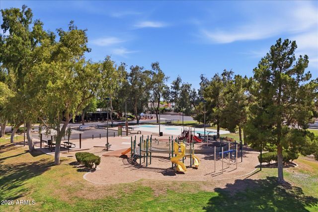 2757 E LAWNDALE Circle, Mesa, AZ 85213