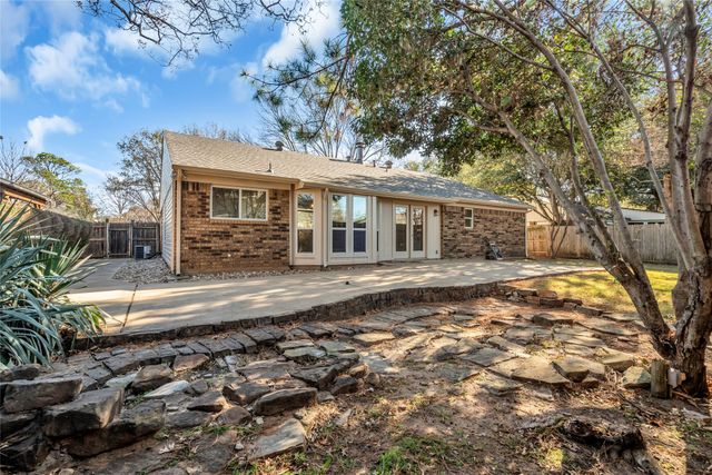 1829 Teton Drive, Grapevine, TX 76051