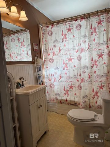 22173 1st Street, Silverhill, AL 36576