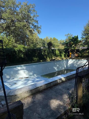 22173 1st Street, Silverhill, AL 36576