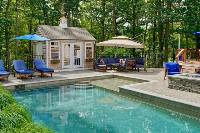 8 Old Ferry Landing Road, Rye, NH 03870