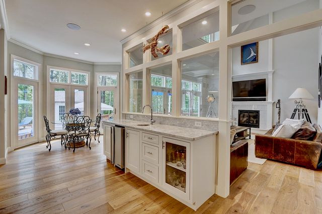 8 Old Ferry Landing Road, Rye, NH 03870