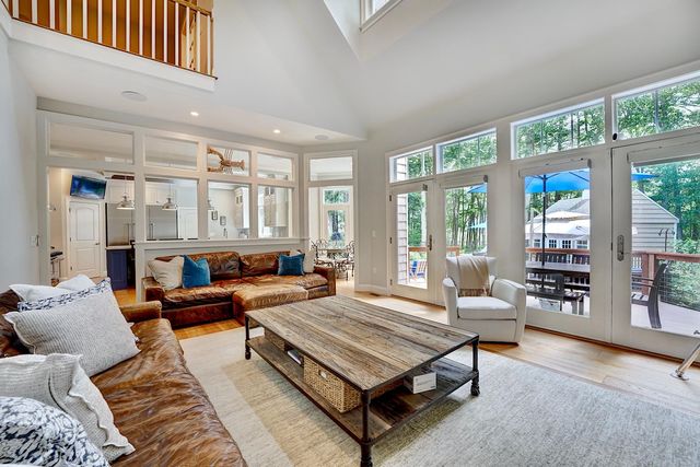8 Old Ferry Landing Road, Rye, NH 03870