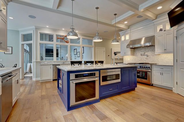 8 Old Ferry Landing Road, Rye, NH 03870