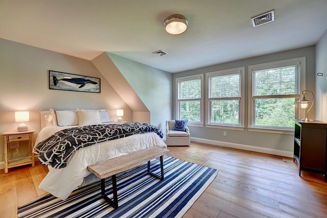 8 Old Ferry Landing Road, Rye, NH 03870