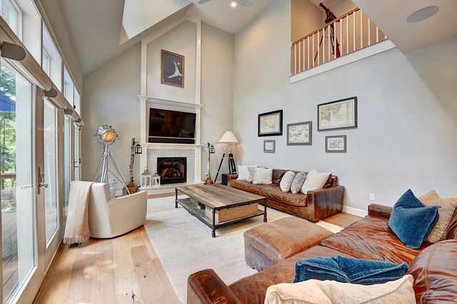 8 Old Ferry Landing Road, Rye, NH 03870