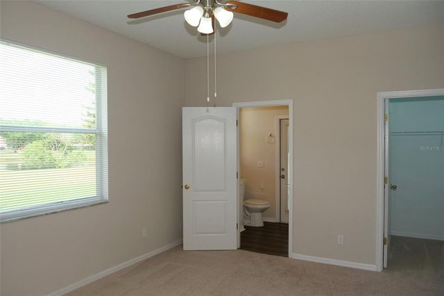 519 LAKESCAPE COURT, Orlando, FL 32828