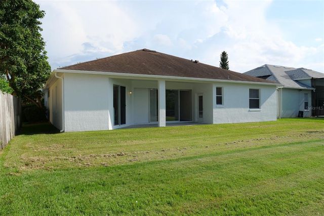 519 LAKESCAPE COURT, Orlando, FL 32828
