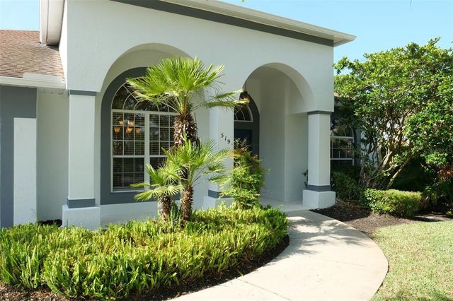 519 LAKESCAPE COURT, Orlando, FL 32828