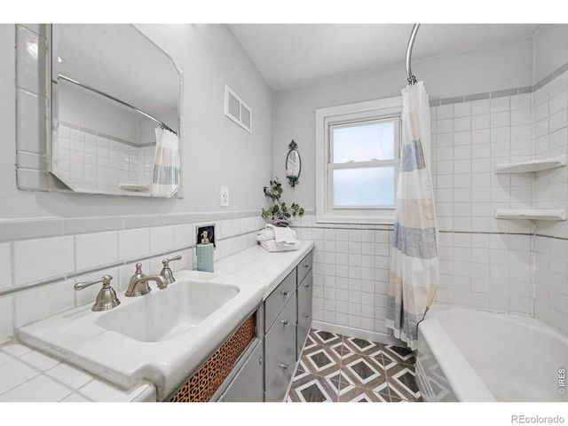 853 E 7th Street, Loveland, CO 80537