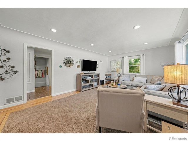 853 E 7th Street, Loveland, CO 80537