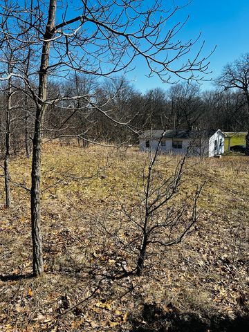 5266 S 12750e Road, Pembroke Twp, IL 60958