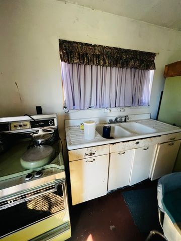 5266 S 12750e Road, Pembroke Twp, IL 60958