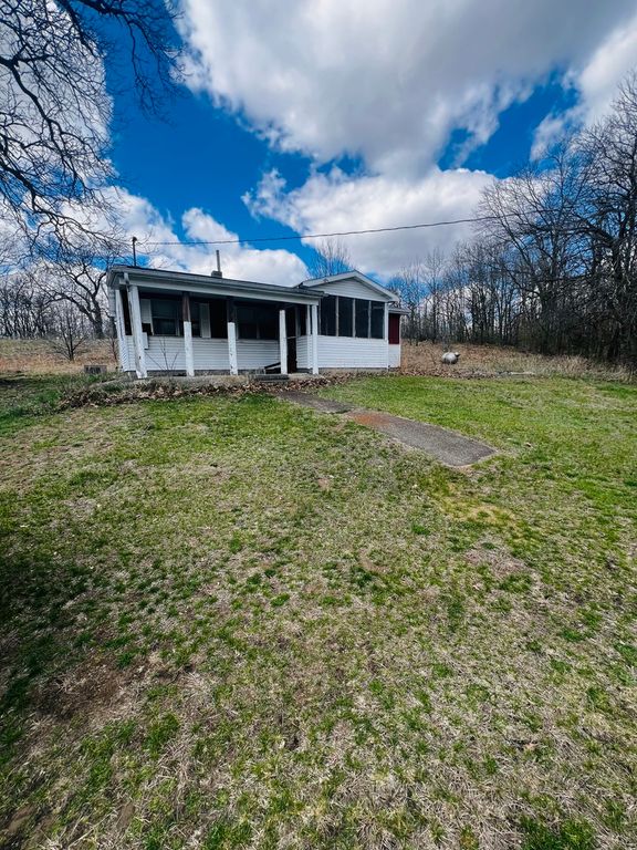 5266 S 12750e Road, Pembroke Twp, IL 60958