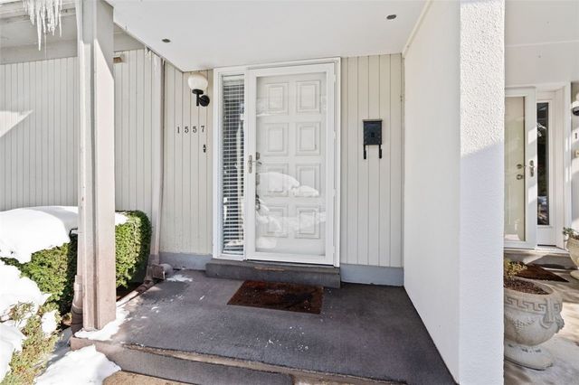 1557 Pinehurst, Upper St Clair, PA 15241