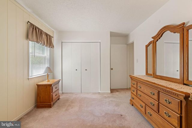 12020 PARKRIVER DR, Manassas, VA 20112