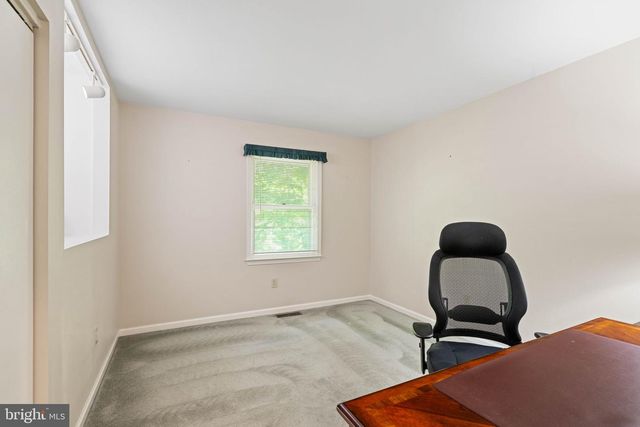 12020 PARKRIVER DR, Manassas, VA 20112