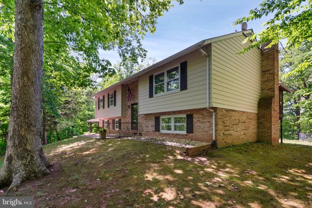 12020 PARKRIVER DR, Manassas, VA 20112