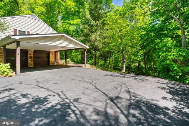 12020 PARKRIVER DR, Manassas, VA 20112