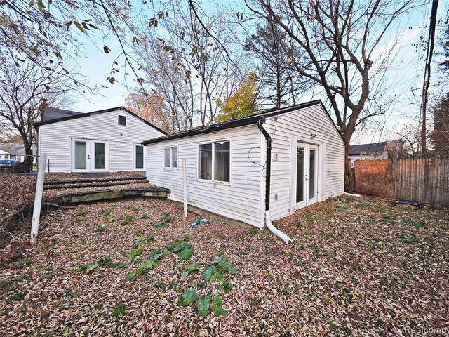 16444 Edmore Drive, Detroit, MI 48205