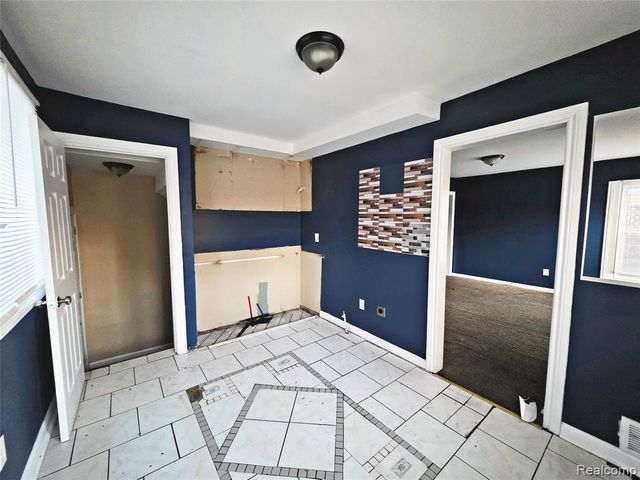 16444 Edmore Drive, Detroit, MI 48205