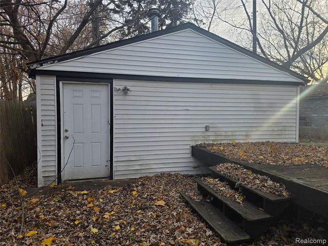 16444 Edmore Drive, Detroit, MI 48205