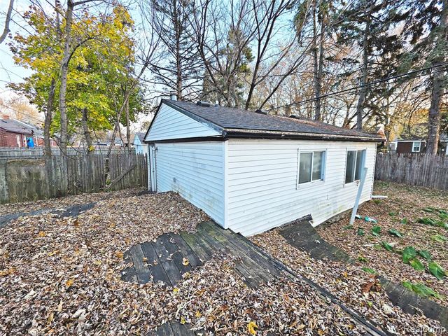 16444 Edmore Drive, Detroit, MI 48205