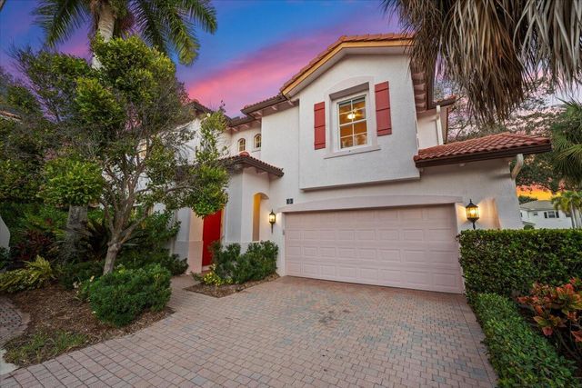 604 Moondancer Court, Palm Beach Gardens, FL 33410