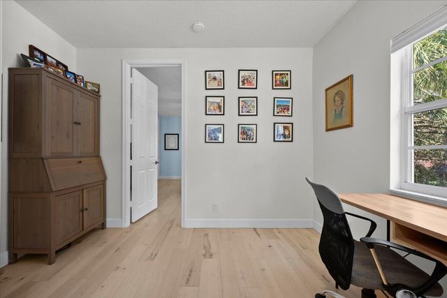 604 Moondancer Court, Palm Beach Gardens, FL 33410