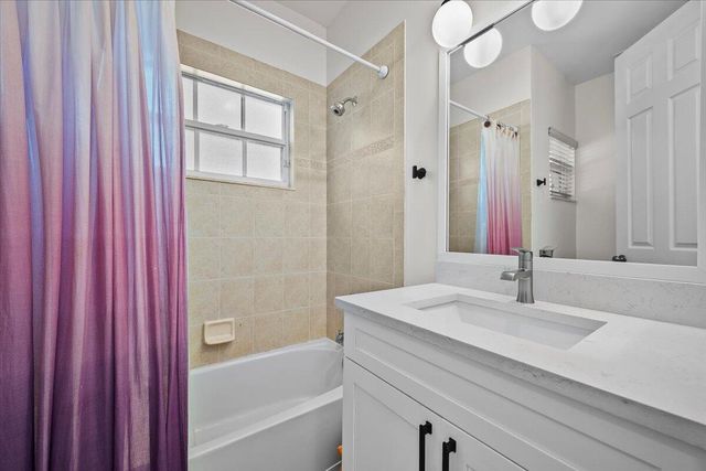 604 Moondancer Court, Palm Beach Gardens, FL 33410