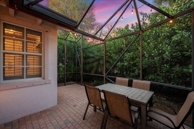 604 Moondancer Court, Palm Beach Gardens, FL 33410